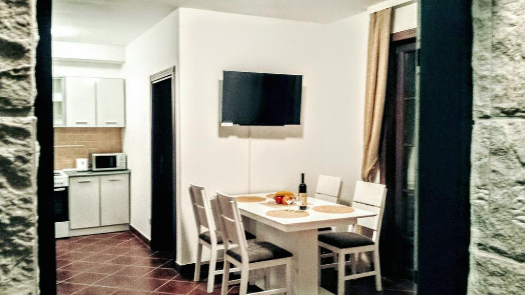 Apartments Boka Vista Kamenari Pokoj fotografie